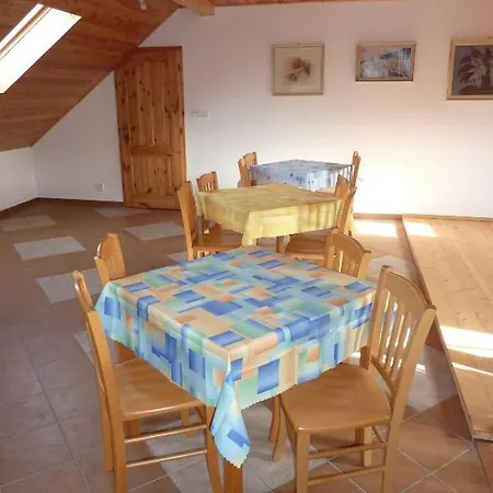 Pensjonat Podoli U Krizku Telcz