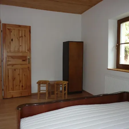 Podoli U Krizku 2* Telcz